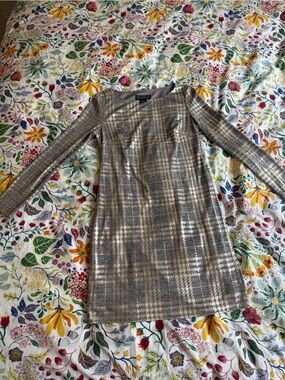 Jessica Howard Gold and Silver Plaid Dress